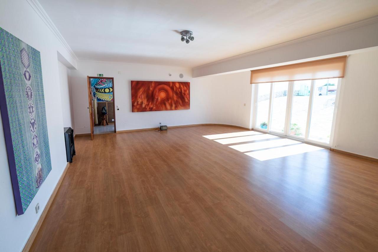 Surf Yoga Ericeira Guest House Dış mekan fotoğraf